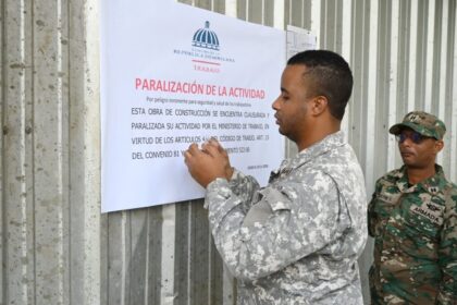 Ministerio de Trabajo paraliza construcción de torre en Piantini por violación a normas y muerte de trabajador
