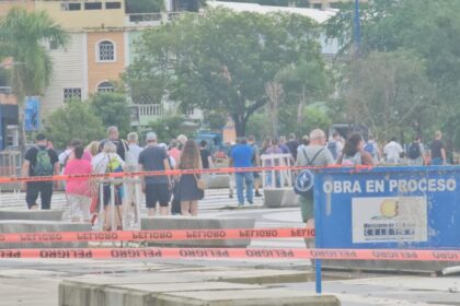 Turistas abandonan zona en Samaná por construcción de obras sin planificación
