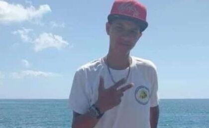 Un chico de 17 años cae malogrado de una cuchillada en Los Alcarrizos