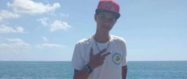Un chico de 17 años cae malogrado de una cuchillada en Los Alcarrizos