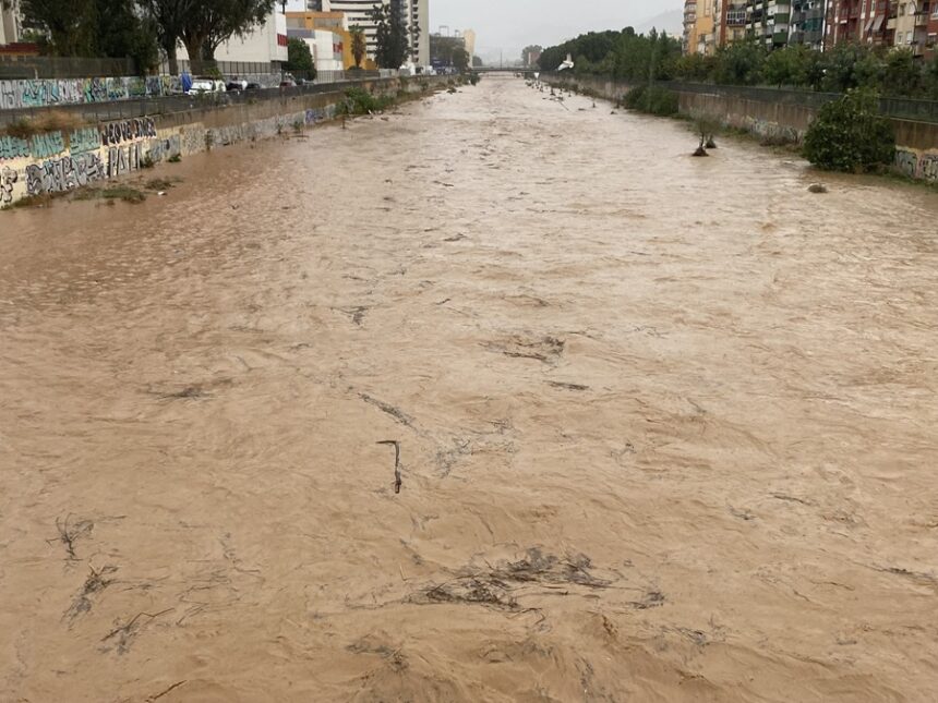 Desactivada la alerta roja por lluvias intensas en Málaga