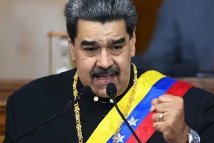Políticos y activistas exigieron que cese el asedio chavista a la embajada de Argentina en Caracas