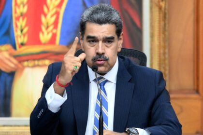 Maduro asegura que María Corina Machado volvió a Venezuela y está "deprimida"