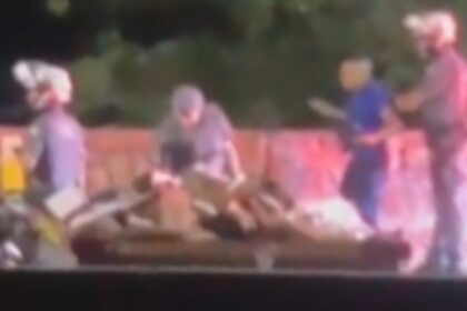 Fuera de Serie : Un policía arroja de un puente a un joven en Brasil (VIDEO)