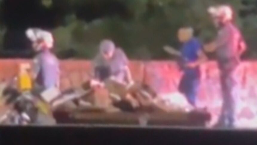 Fuera de Serie : Un policía arroja de un puente a un joven en Brasil (VIDEO)