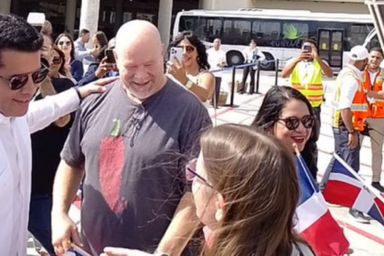 ¡Nuevo récord! Familia canadiense marca el turista 11 millones en Punta Cana