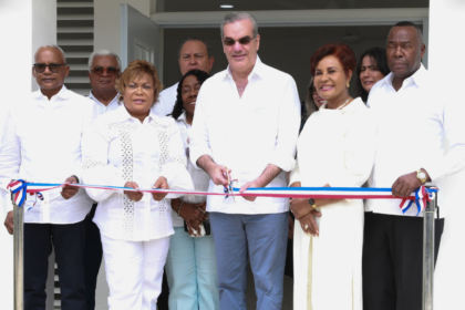 Abinader entrega nuevas instalaciones: guardería, salón de danza y lavandería en la Armada RD