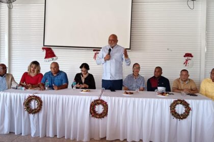 Dominicanos del Exterior en RD celebran encuentro navideño; Roberto Fulcar fue invitado especial