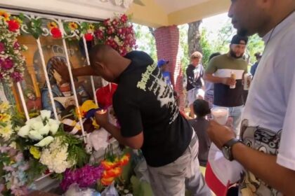 Cientos de creyentes de la Virgen de la Altagracia asisten a santuario y participan de misa en Dajabón