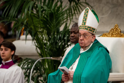 El papa Francisco ha sufrido una crisis respiratoria y ha necesitado una transfusión de sangre