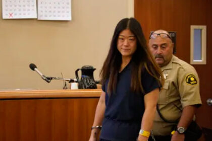 Fuera de Serie : Ex maestra se declara culpable de delitos sexuales con menores en San Diego