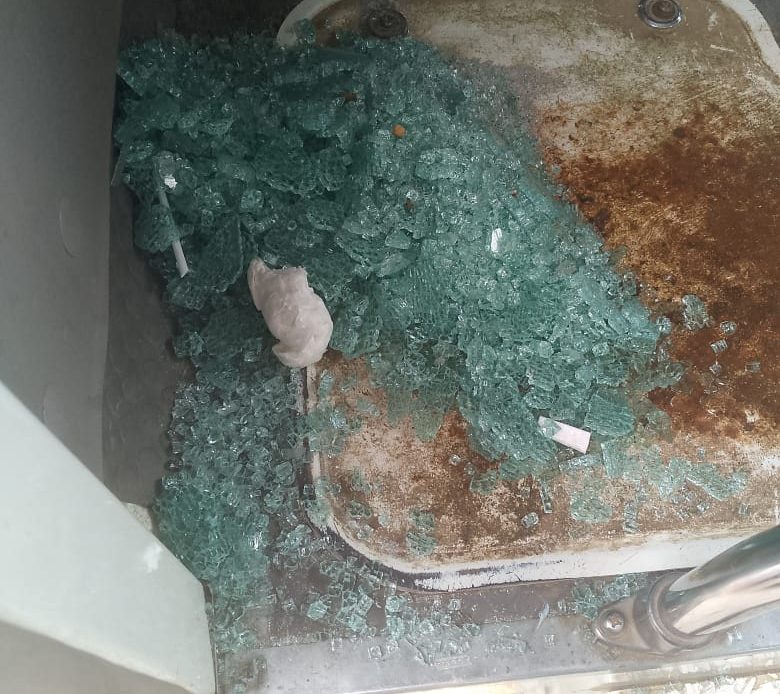 Agreden a pedradas autobús de evangélicos en La Romana cuando regresaban de culto a Sabana de la Mar