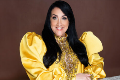 Giannina Azar deslumbra en Premios Soberano al vestir importantes personalidades