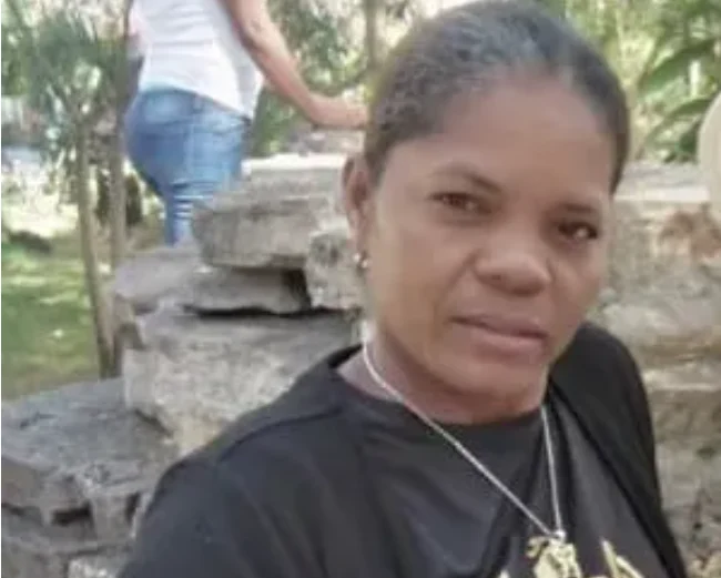 Fuera de Serie :Capitán retirado de la Armada asesina esposa, hijo y nuera; hiere otro hijo y se suicida