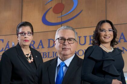 Esto es lo que se les imputa a los miembros de la CC Tomasina Tolentino, Mario Fernández y Elsa Peña