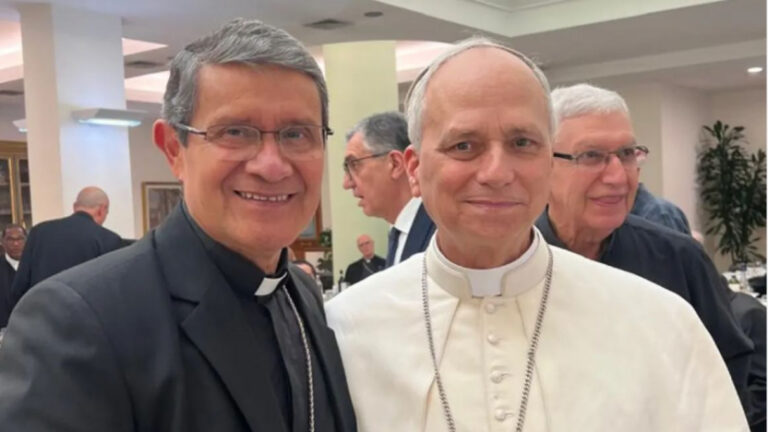 Cardenal de Ecuador sobre papa León XIV: “Nos ha dicho que su mamá nació en RD”