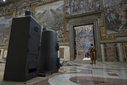 Cómo se elige al papa: Cónclave, votaciones y la ‘fumata’ blanca