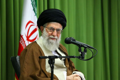 Reuters: Cualquier acción contra el líder supremo de Irán provocaría una "respuesta ilimitada"