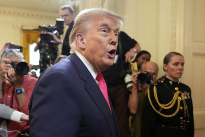 Trump: "Prefiero fingir que nunca lloro"