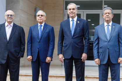 Abinader se reunirá con Danilo Medina en la Casa Presidencial del PLD para tratar crisis haitiana