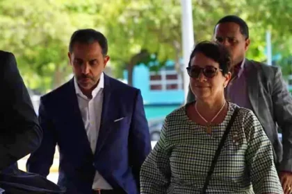 Garantía económica, impedimento de salida y presentación periódica a hermanos Espaillat