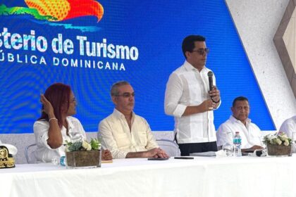 Ministerio de Turismo inaugura Malecón de Samaná a un costo de RD$600 millones