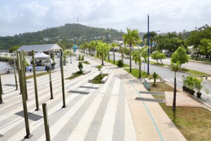 Abinader llama residentes de Samaná al gobierno por el desarrollo y progreso de la provincia