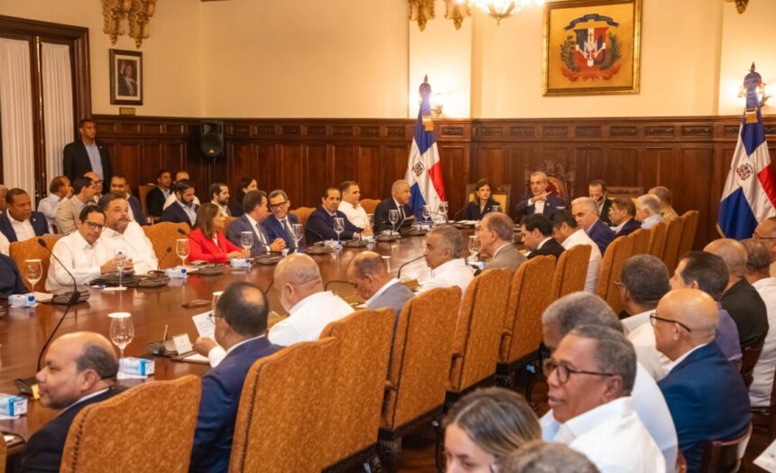 Gobierno aprueba Política Presupuestaria 2026 y presenta avances de metas priorizadas