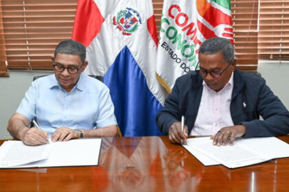 Comedores Económicos del Estado y Hogar Crea firman acuerdo interinstitucional