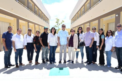 En jornada “El Gobierno en las Provincias”, ministro de Trabajo reitera voluntad del presidente de concluir las obras en Hermanas Mirabal