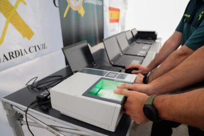 La Guardia Civil crea un método que agiliza la identificación por huella en grandes desastres
