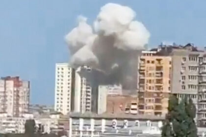 Kiev bombardea edificios llenos de civiles en una ciudad rusa