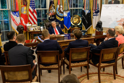 Trump se reúne con Zelenski y su grupo de apoyo europeo: ¿hay resultados?