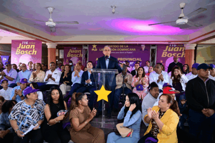 Danilo Medina: “Si hubiesen construido las plantas que dejé, hoy no habría apagones”
