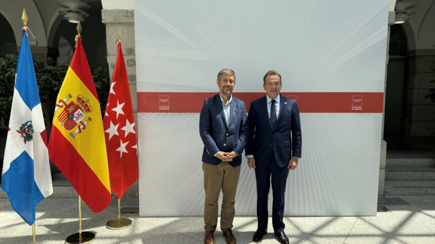 Ministro Víctor Bisonó y consejero de la Comunidad de Madrid, Miguel Ángel García, impulsan relaciones bilaterales