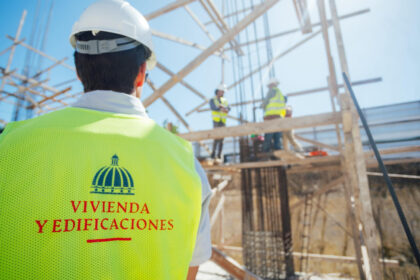 Mived actualiza tasas de servicios para fortalecer las inspecciones de edificaciones privadas en todo el país