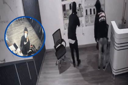 Cámaras captan saqueo a tienda de celulares en Los Botados, Monte Plata
