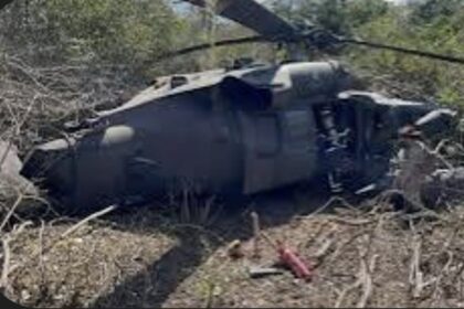 Un helicóptero se estrella en EE.UU.