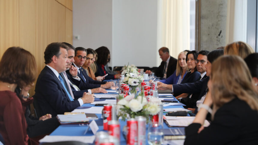 Ministro Ito Bisonó representa al presidente Abinader en importante encuentro con líderes globales en Nueva York