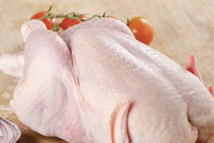 Industria avícola nacional establece que libra de pollo está a RD$79 en los supermercados