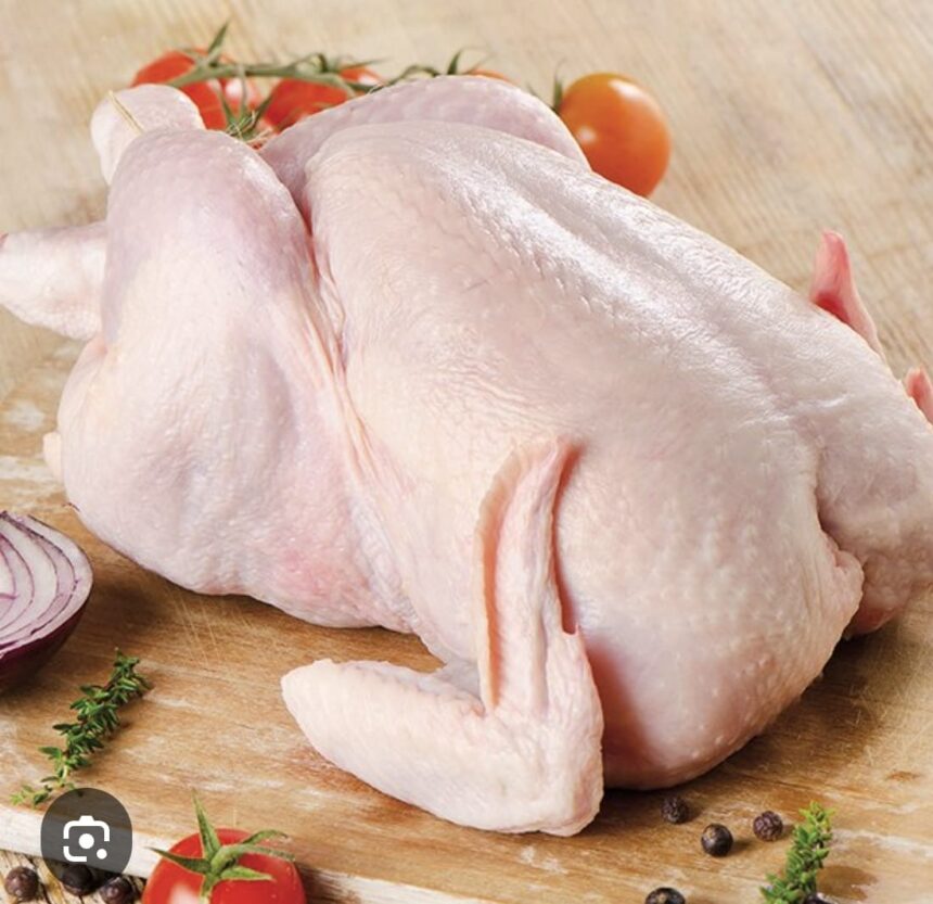 Industria avícola nacional establece que libra de pollo está a RD$79 en los supermercados