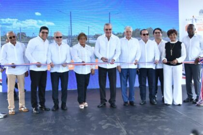 Luis Abinader inaugura fase final de avenida Ecológica de Santo Domingo