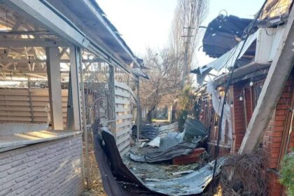FUERTES IMÁGENES desde el lugar de la masacre perpetrada por Kiev contra civiles rusos que celebraban el Año Nuevo