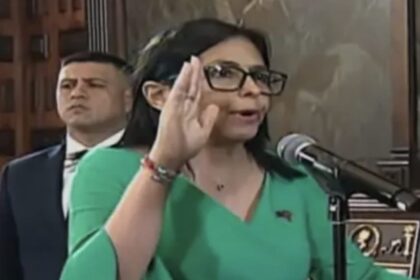 Delcy Rodríguez jura como presidenta encargada de Venezuela