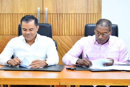 DIDA e Idoppril firman acuerdo para fortalecer derechos de los trabajadores y la eficiencia del SDSS
