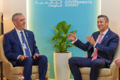 Presidente Abinader promueve uso de hub logístico dominicano para dinamizar exportaciones agrícolas de Paraguay