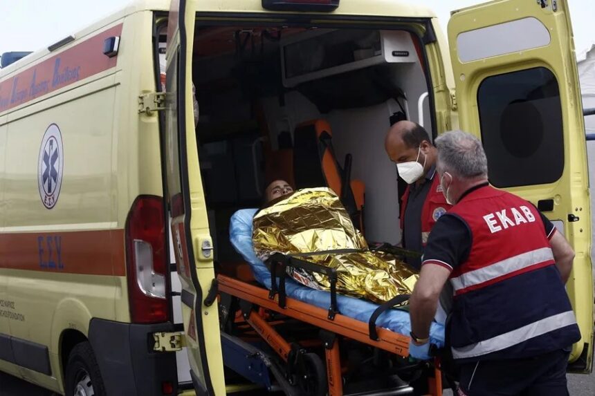 Fuera de Serie : Mueren al menos 14 inmigrantes al chocar su embarcación con un barco guardacostas griego