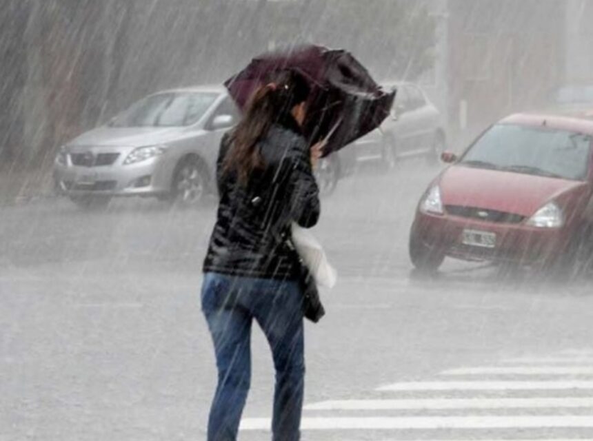 COE coloca a 10 provincias en estados de alerta por lluvias