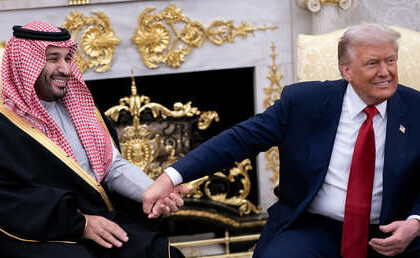 Trump afirma que el príncipe heredero de Arabia Saudita "está luchado" junto a EE.UU.