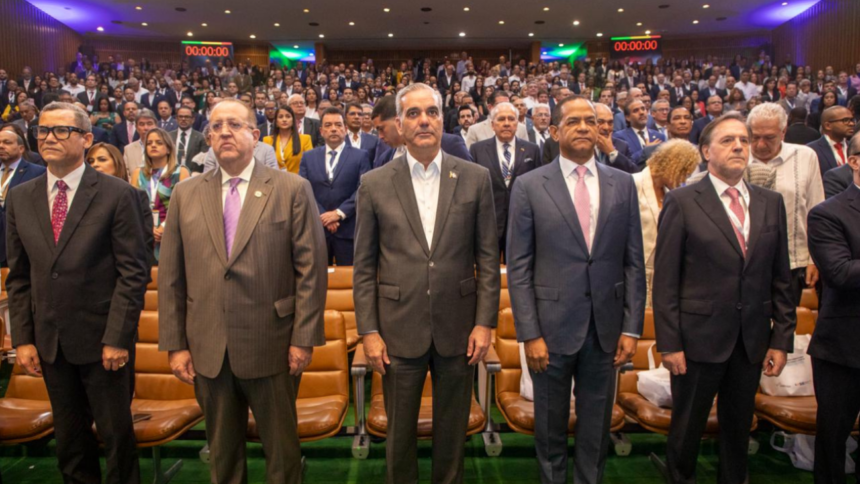 Presidente Abinader impulsa la transformación del sector seguro como motor de desarrollo en la inauguración de la XVIII Cumbre Iberoamericana del Seguro